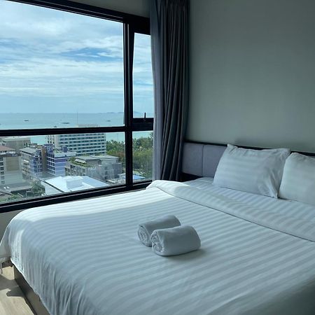 The Base Central Pattaya Apartment Екстериор снимка